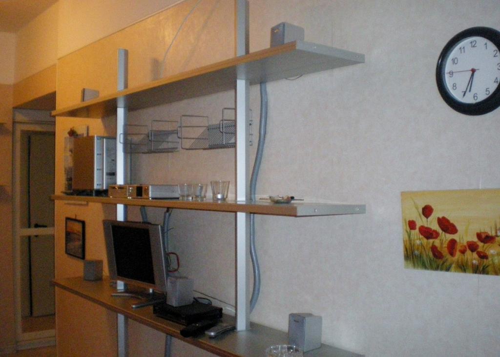 Apartment Melozzo Milan Room photo