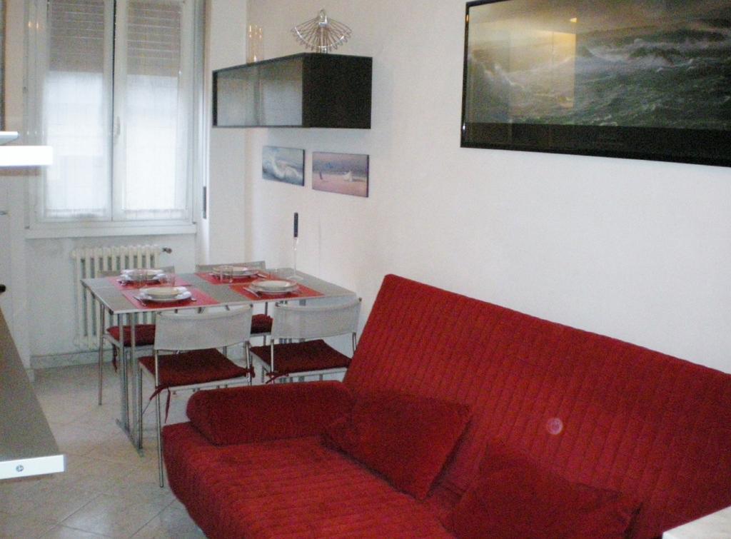 Apartment Melozzo Milan Room photo