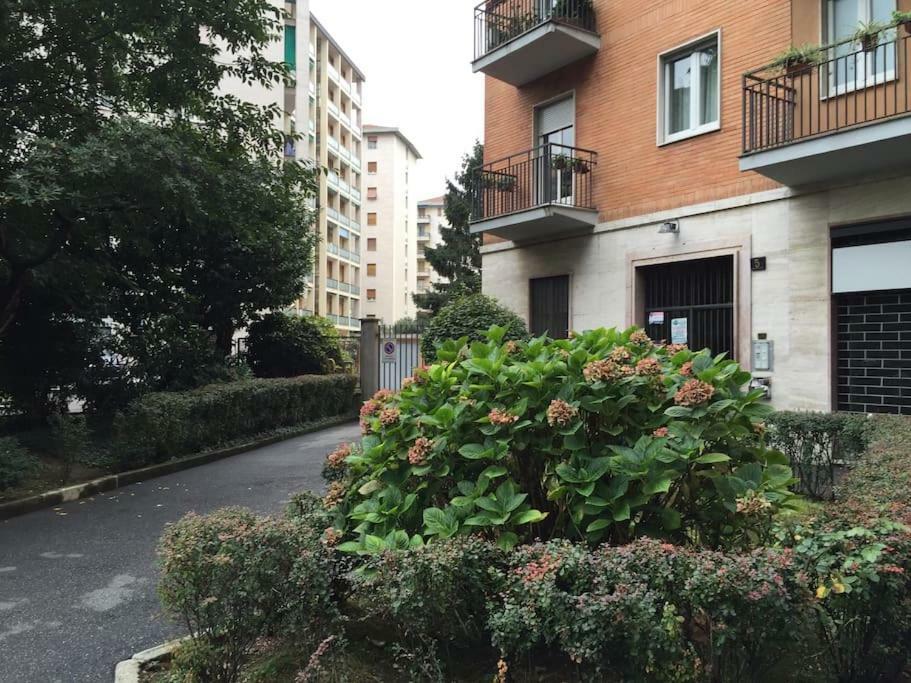 Apartment Melozzo Milan Exterior photo